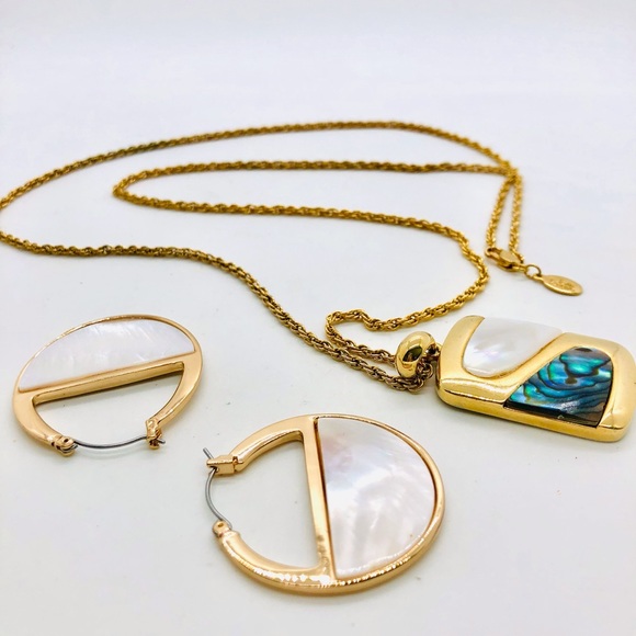 Vintage Abalone Pendant & Mother of Pearl Earrings - Picture 7 of 14